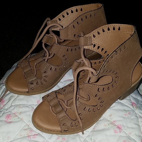 Kids sandals with hill - Picture 2 of 7